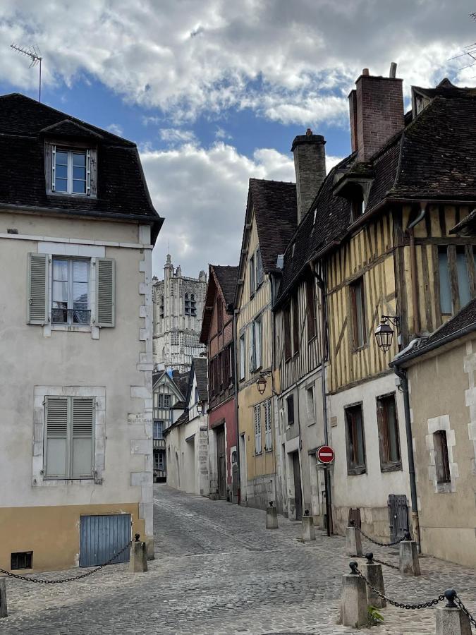 Appartement Le Paul Bert Auxerre Les Quais 2 Personnes Bagian luar foto